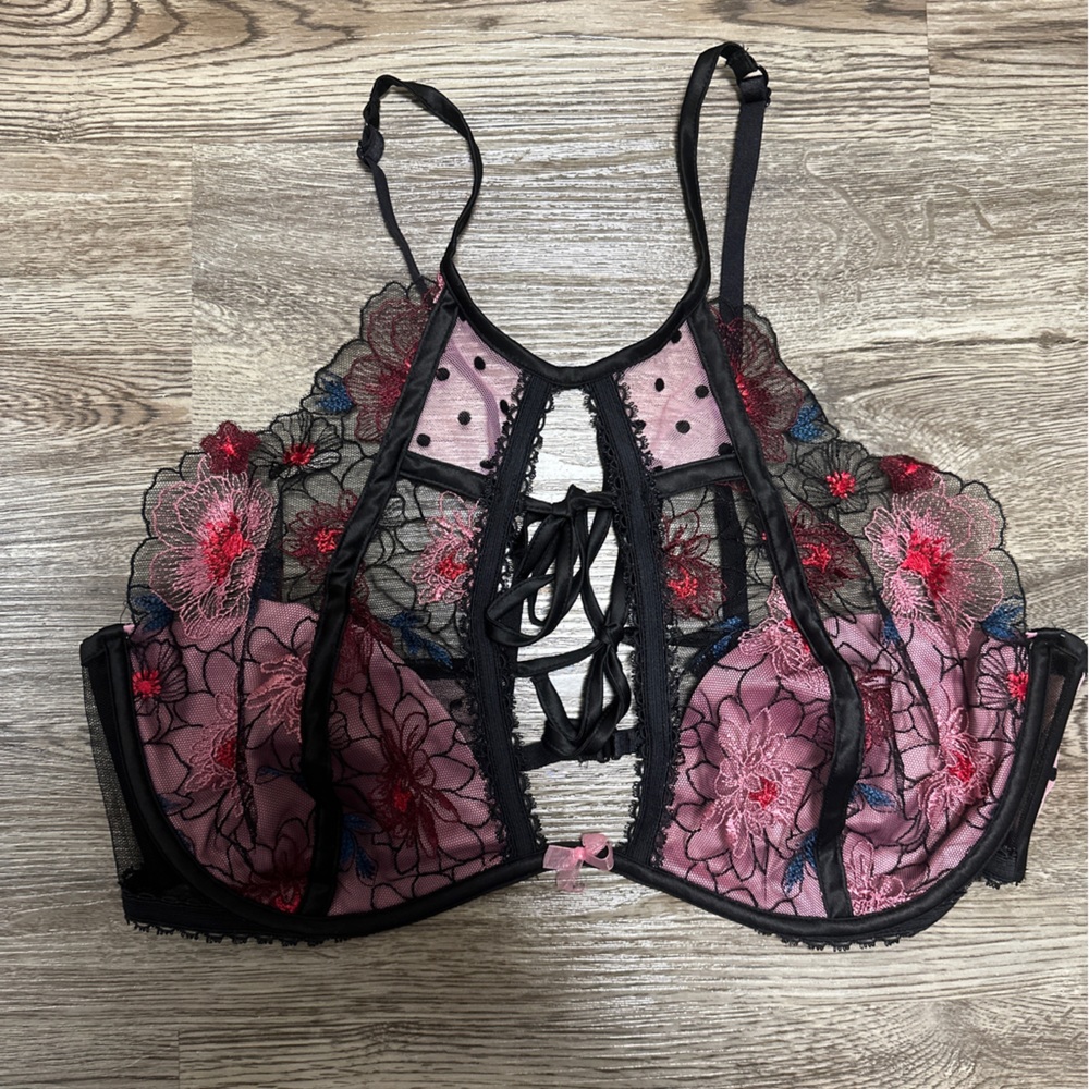 FOR LOVE & LEMONS Zinnia Embroidered High Neck Bra Bralette Crop Top - Picture 5 of 7